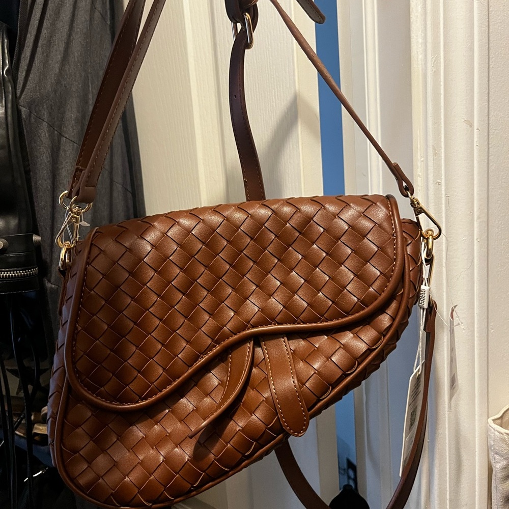 Elegant Brown Woven Women's Bag